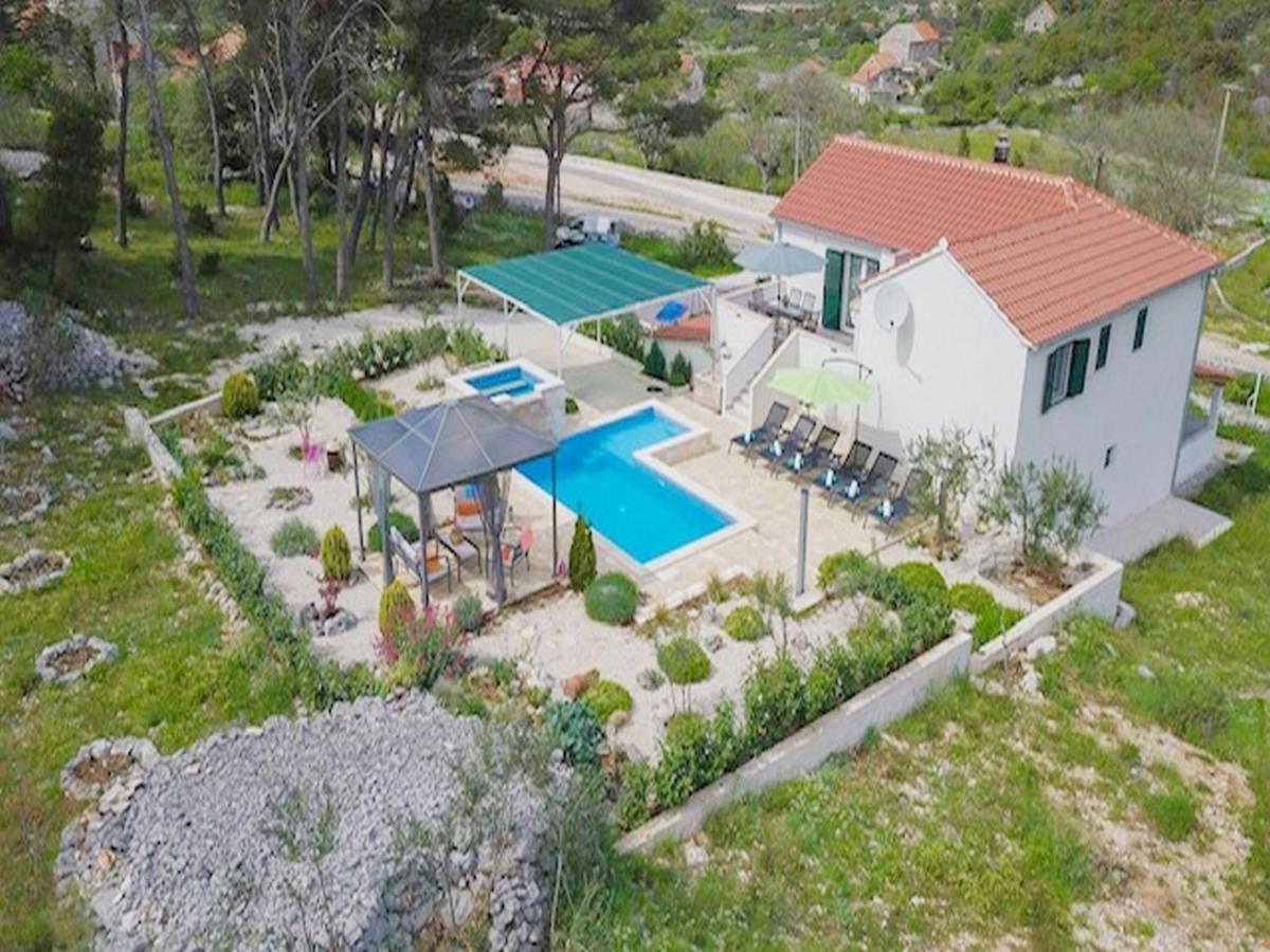 Holiday Home Ela Dracevica Luaran gambar