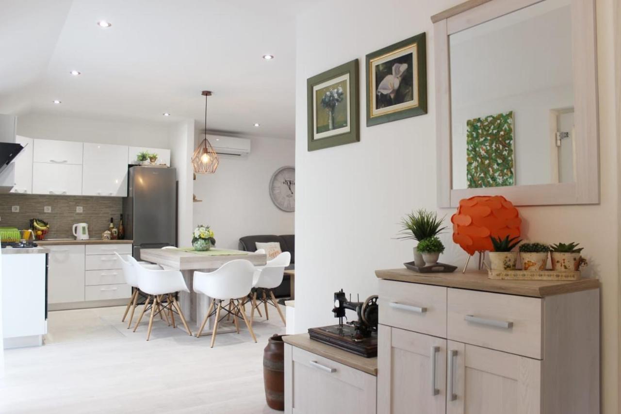 Holiday Home Ela Dracevica Luaran gambar
