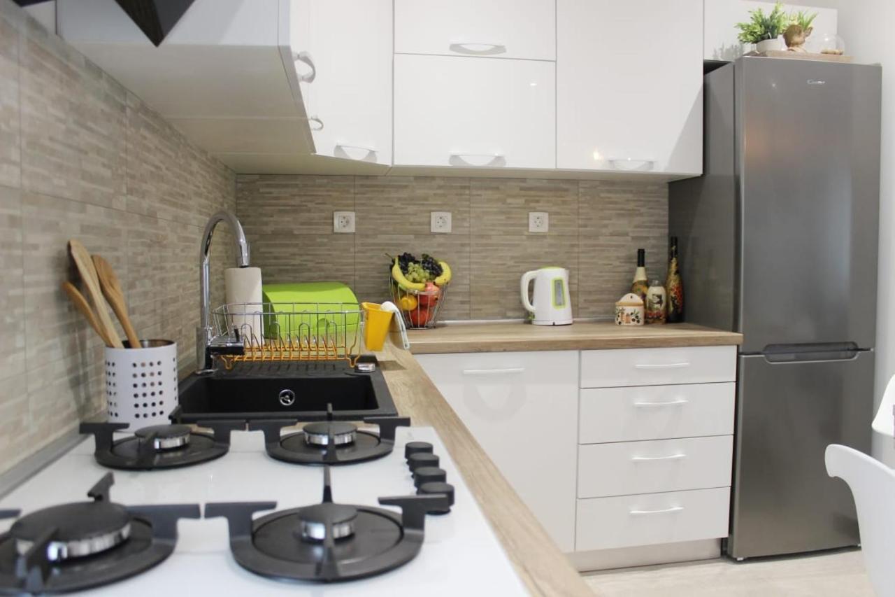 Holiday Home Ela Dracevica Luaran gambar